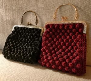 Borse all'uncinetto a Milano Juliana Nera e Rossa