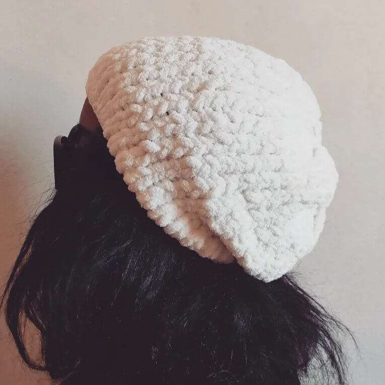 Cappelli di lana ai ferri fatto a mano